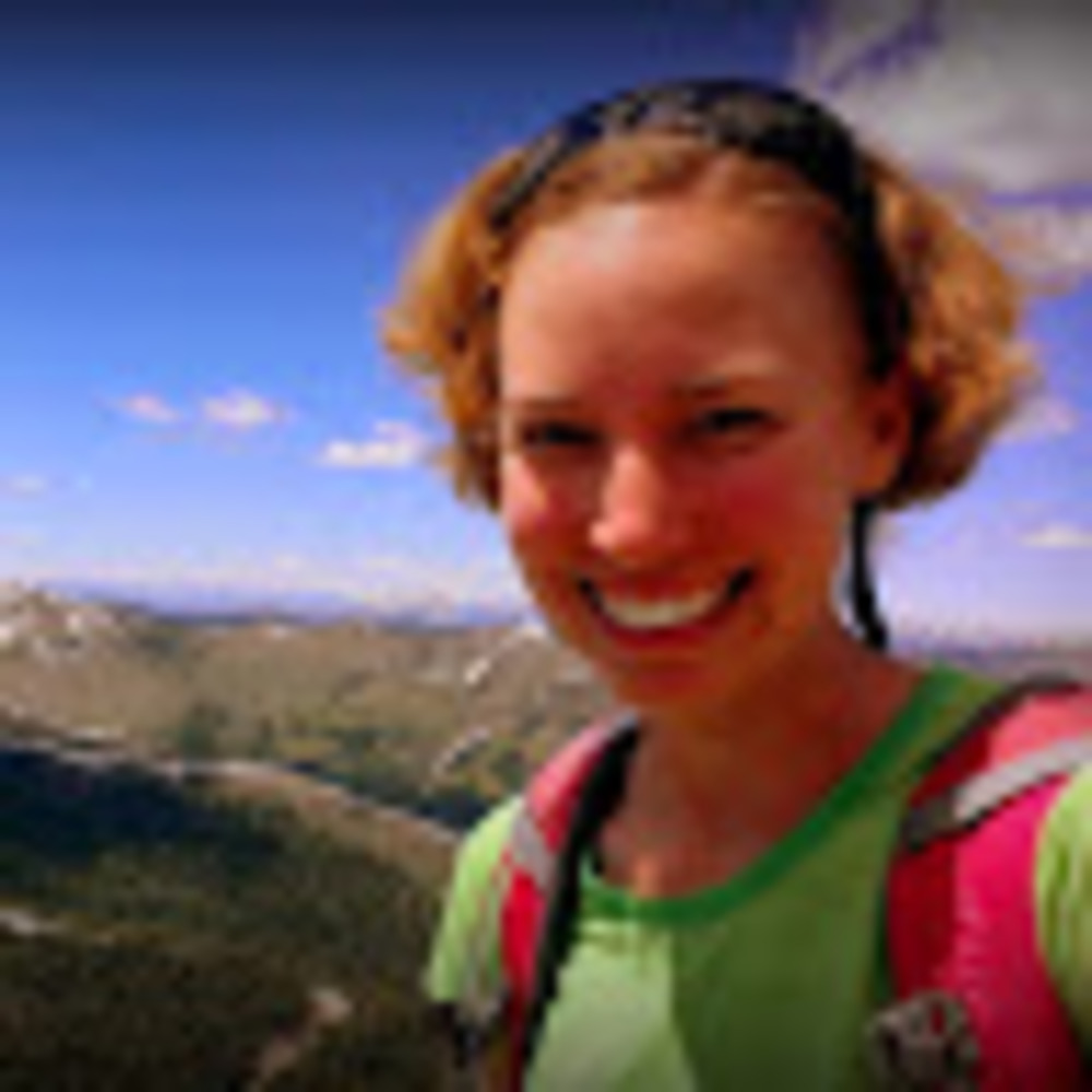 Meet your Posher, Laura